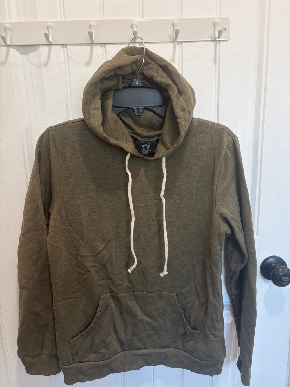 Men's Olive Pullover Hoodie with Kangaroo Pocket